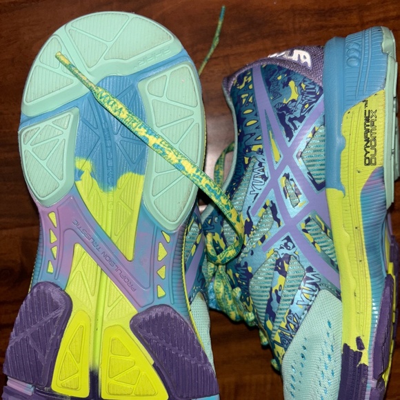 NEW ASICS- Gel Noosa Tri 10 - Picture 5 of 6